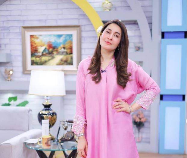 Shaista Lodhi bids farewell to PTV morning show