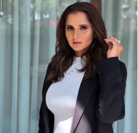 Sania Mirza jumps on latest transition trend, leaves fans in awe