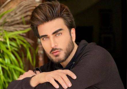 Imran Abbas shows off soulful vocals in a throwback video