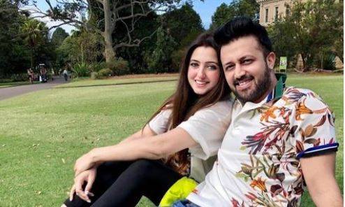 Atif Aslam and Sara Bharwana spotted enjoying vacations in New Zealand 