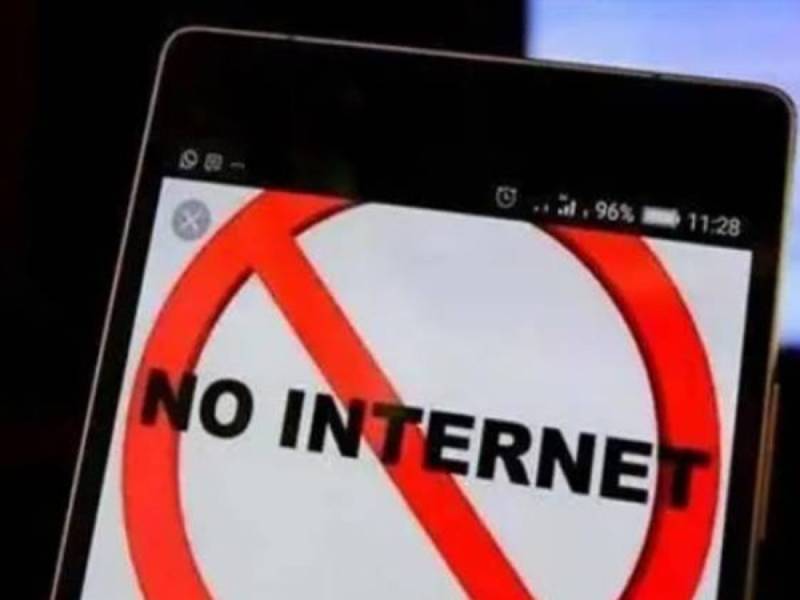 Massive internet outage hits Pakistan 