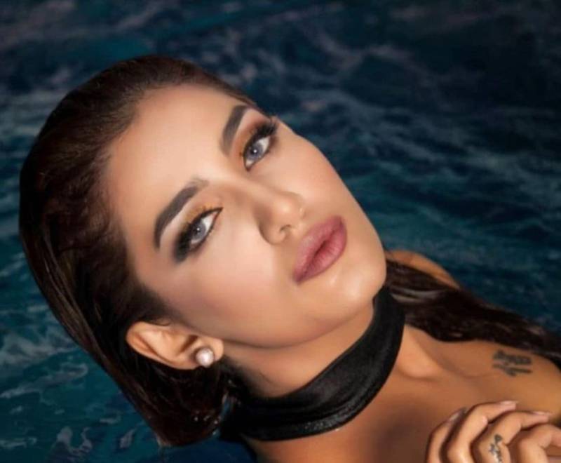 Mathira sets internet on fire with new stunning selfies