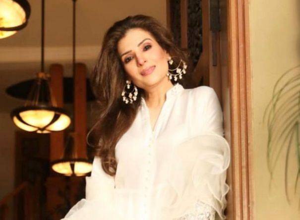 Resham embarks on 'a new beginning' to make Pakistan cleaner 