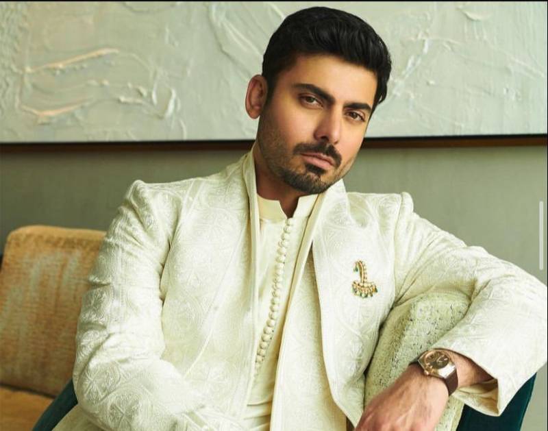 Fawad Khan spills the beans on his Bollywood comeback