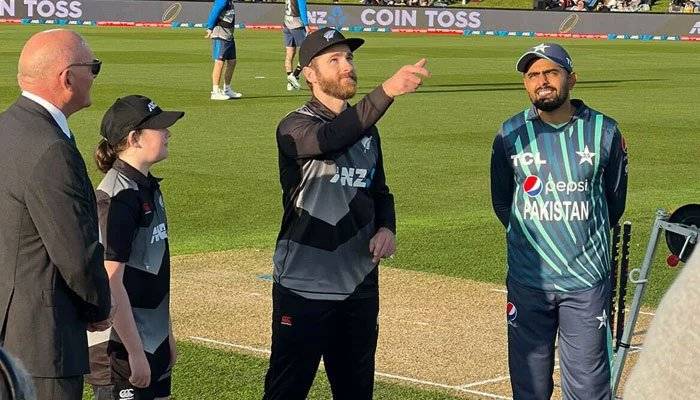 PAKvNZ: New Zealand thrash Pakistan by nine wickets 