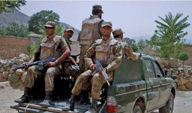 Two Pakistan Army soldiers martyred in gun battle with terrorists in DI Khan