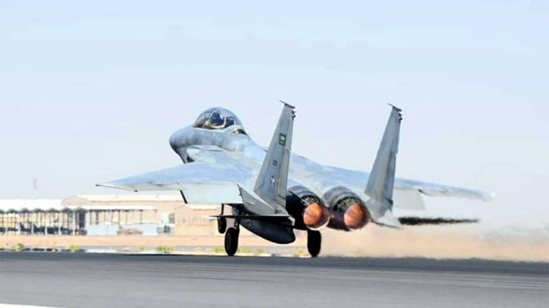 Saudi Air Force fighter jet crashes at King Abdulaziz Air Base