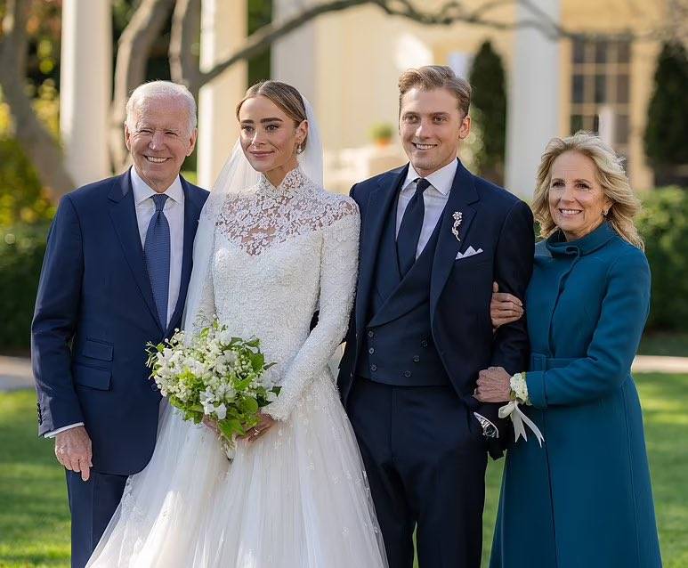 Biden's granddaughter gets hitched at White House 