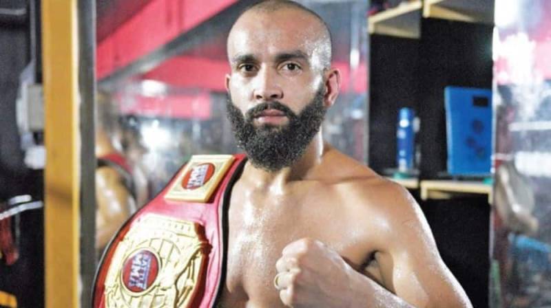 Uloomi Karim becomes first Pakistani fighter to win title at Indian MMA event in Dubai