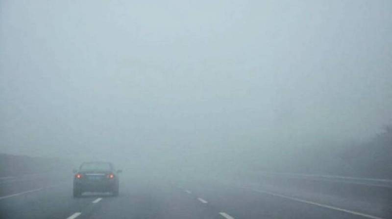 Lahore-Sialkot motorway closed as fog engulfs parts of Punjab