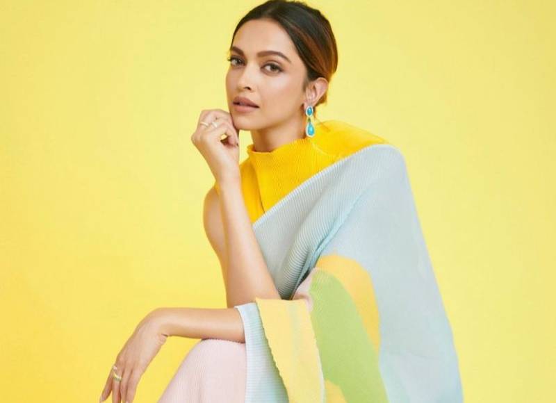 Is Deepika Padukone going to unveil FIFA World Cup trophy during finals?