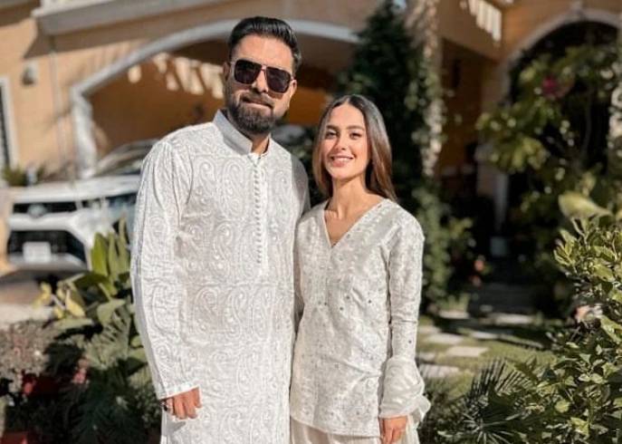 Iqra Aziz and Yasir Hussain look adorable together at a family wedding