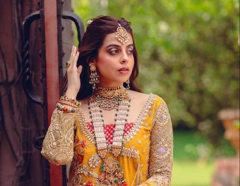 Yashma Gill shares adorable dance video of a bride 