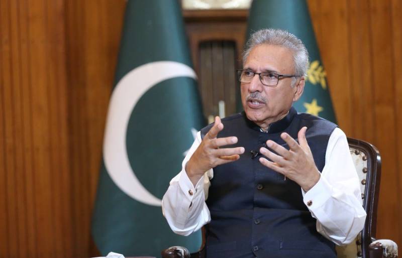 President Alvi offers mediation between PDM, PTI to defuse political tension