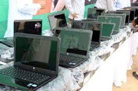Pakistan to re-launch youth laptop scheme for university students