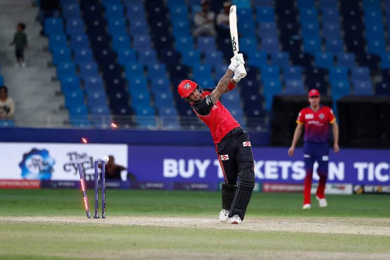 Desert Vipers pull off an exciting 12-run win over Dubai Capitals to regain top slot