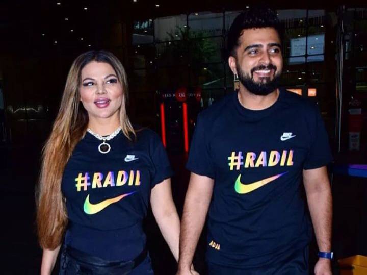 Rakhi Sawant whines about turbulent marriage in front of media