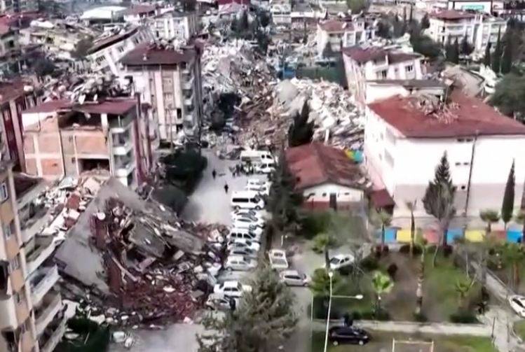 Emergency declared in Türkiye as death toll nears 8000