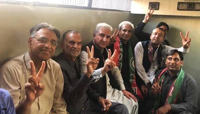 PTI moves court for release of leaders arrested under 'Jail Bharo' drive