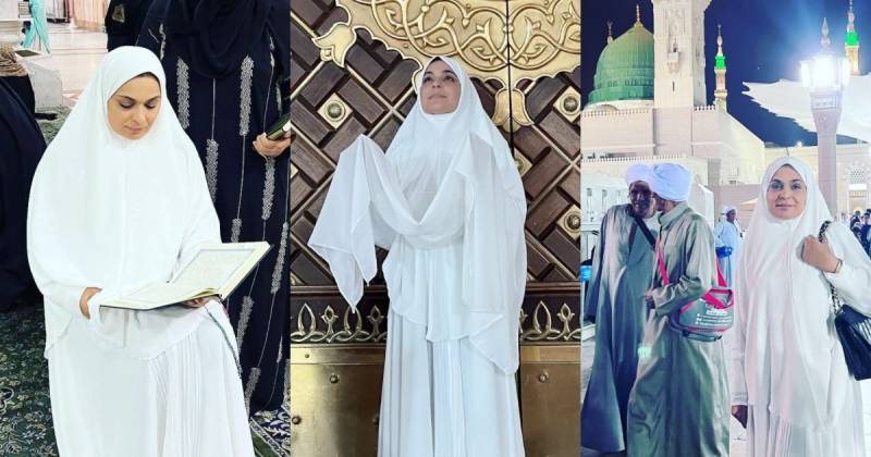 Meera films herself while praying inside Masjid-e-Nabawi