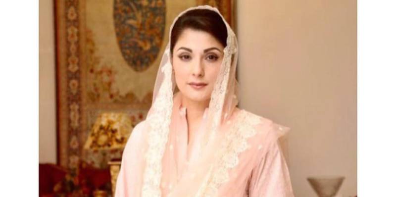 Tricked and clicked: Maryam Nawaz falls prey to PTI woman's selfie tactic 