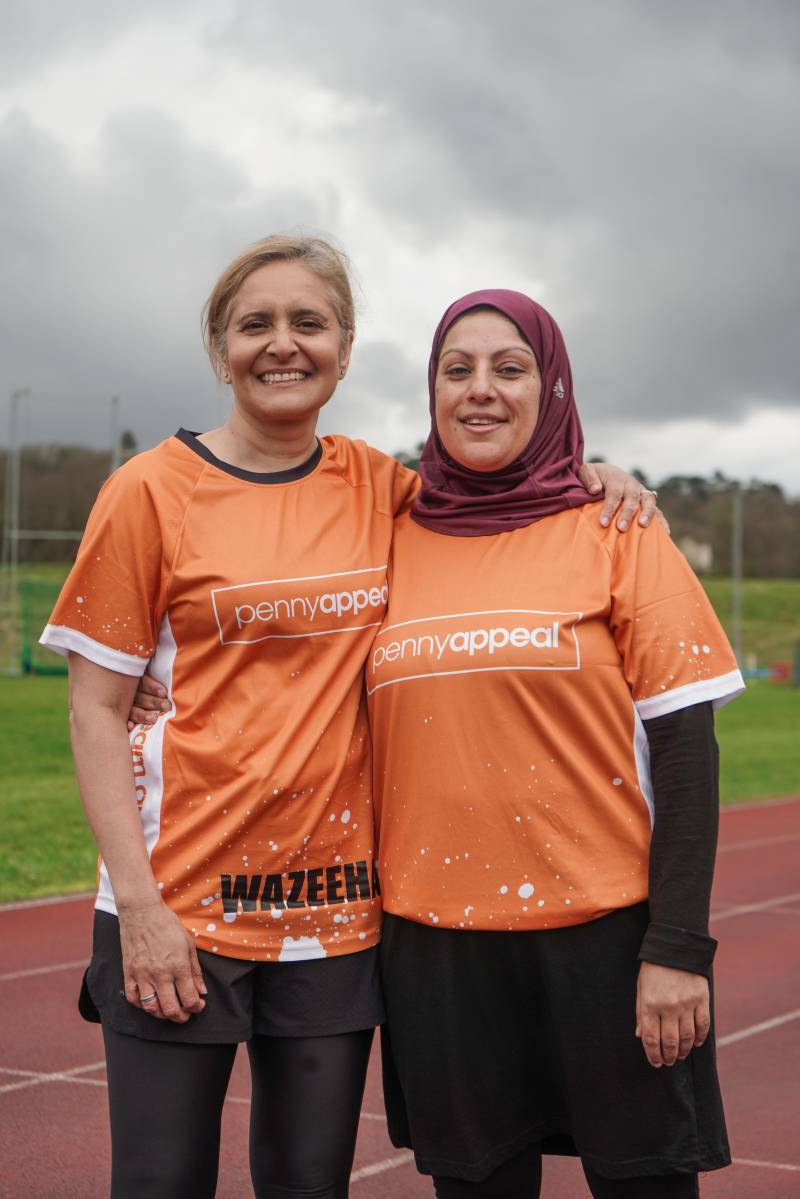Muslim mother of 6 runs London Marathon for earthquake victims in Turkey and Syria
