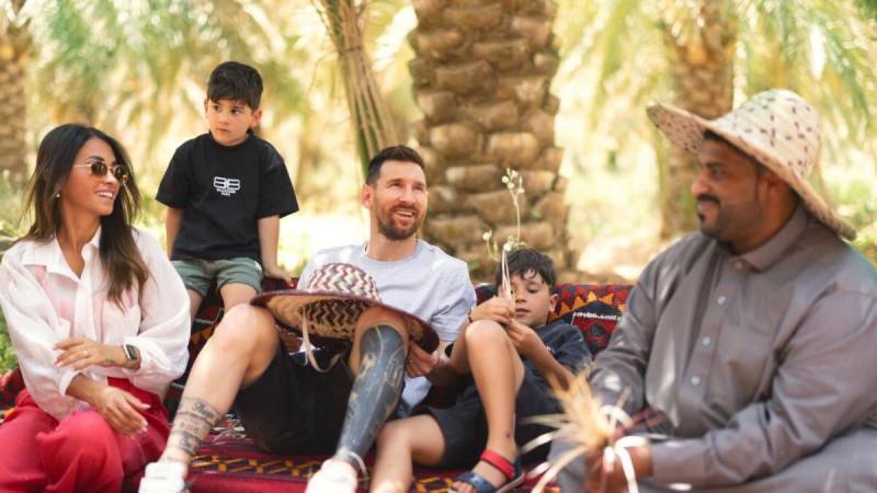 Messi to play for Saudi Arabia