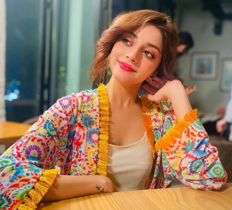 Alizeh Shah treats her fans with hilarious Instagram stories