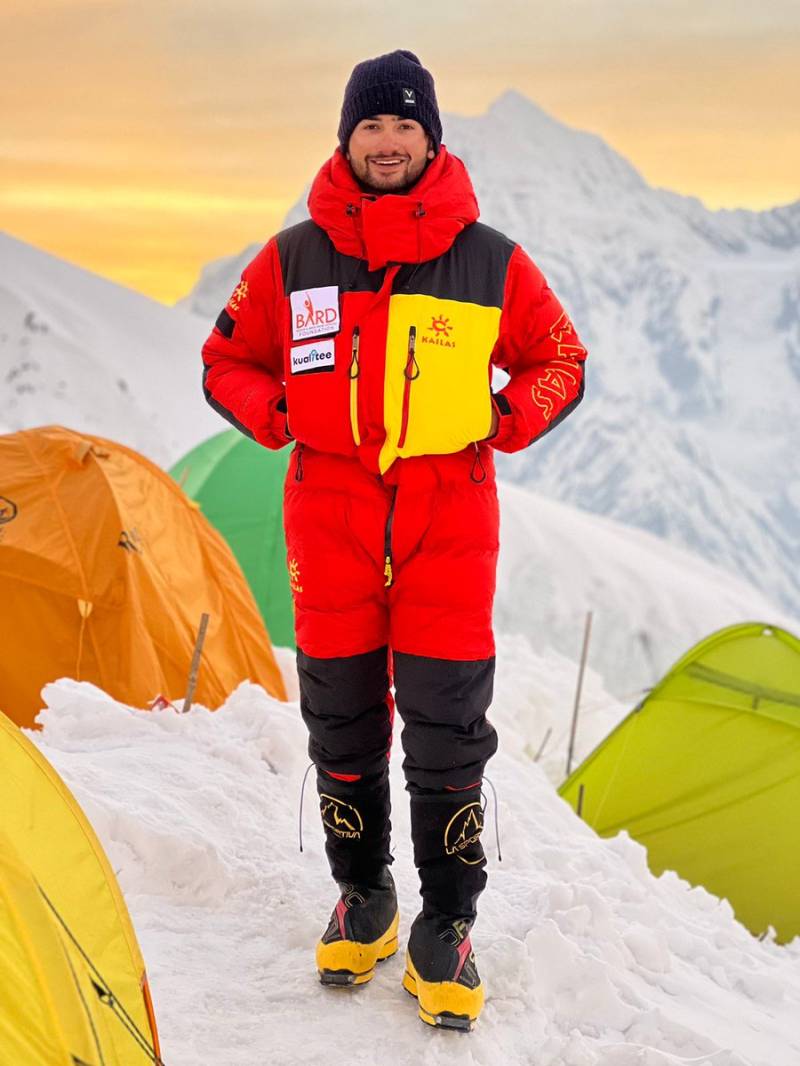 Shehroze Kashif becomes youngest Pakistani to summit 12 highest peaks in the world