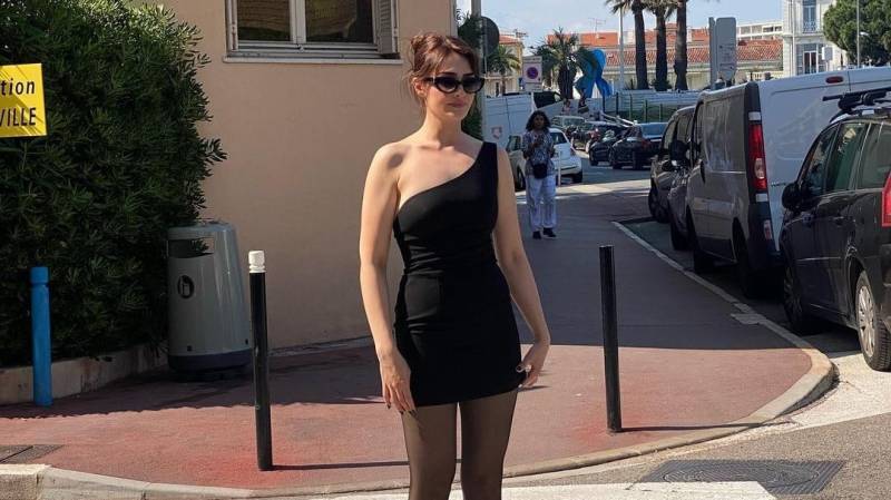 Esra Bilgic is a vision to behold at Cannes film festival