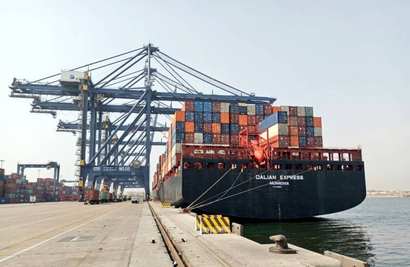 Direct cargo service between Pakistan and Russia begins