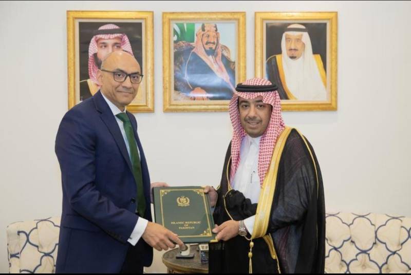 Ahmed Farooq assumes charge as Pakistan’s ambassador to Saudi Arabia