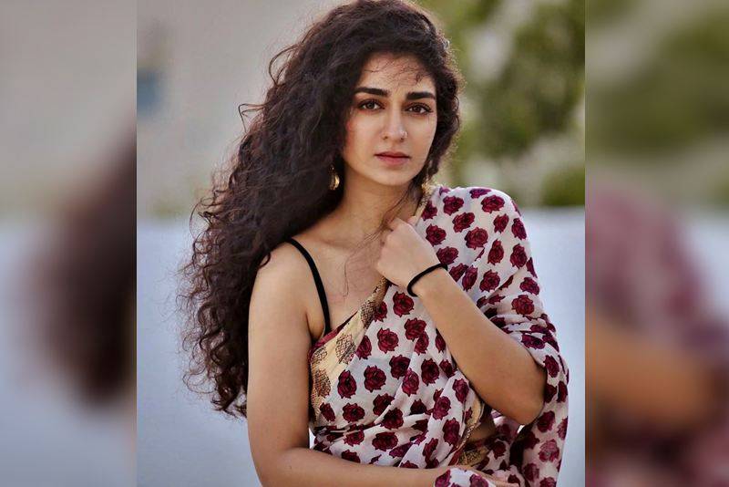 Hajra Yamin faces backlash over new bold pictures