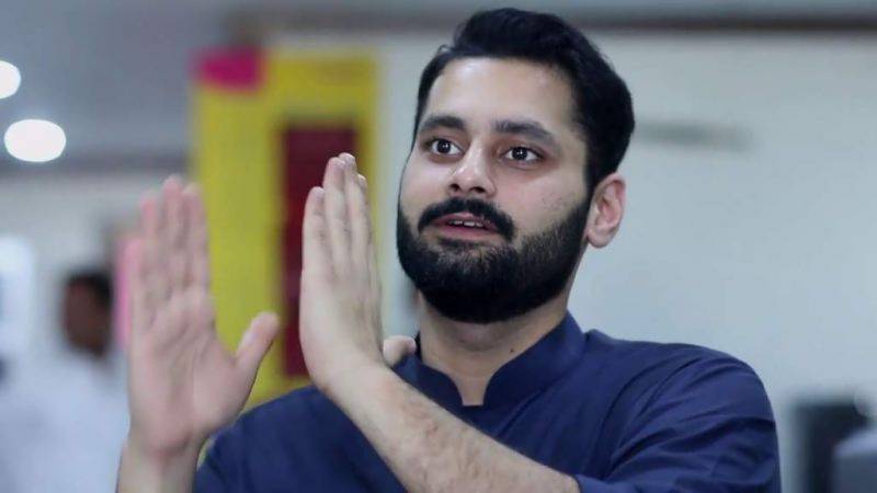 Jibran Nasir returns home hours after he was 'abducted' in Karachi