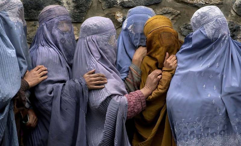 Taliban administration bans women beauty salons in Afghanistan