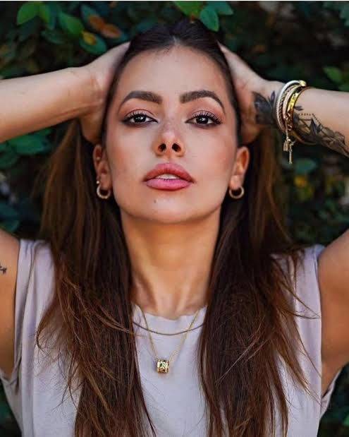Miss Venezuela Ariana Viera dies in car accident 