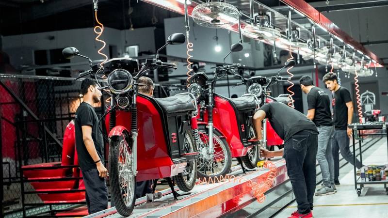 Over 30 companies get licenses for manufacturing electric motorbikes in Pakistan 