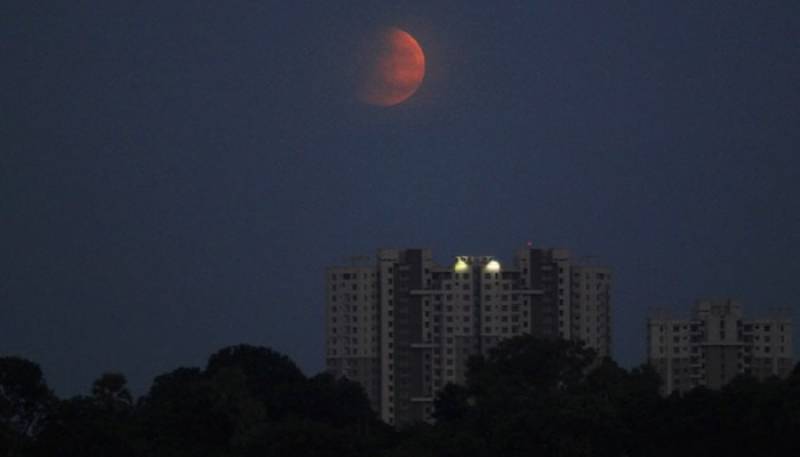Last lunar eclipse of 2023: When and where can people in Pakistan see it?