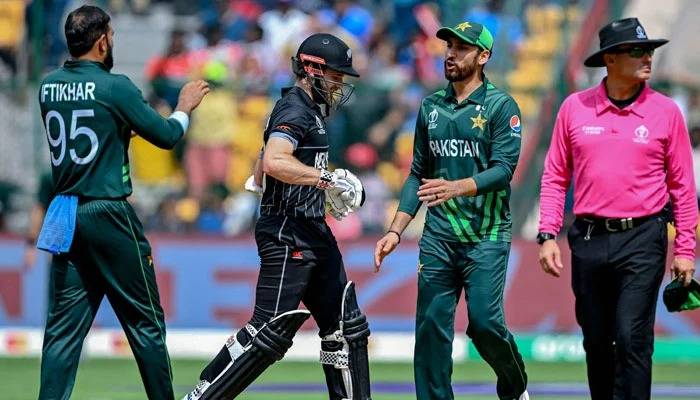 Pakistani stars celebrate team's triumph in PAK vs NZ World Cup match