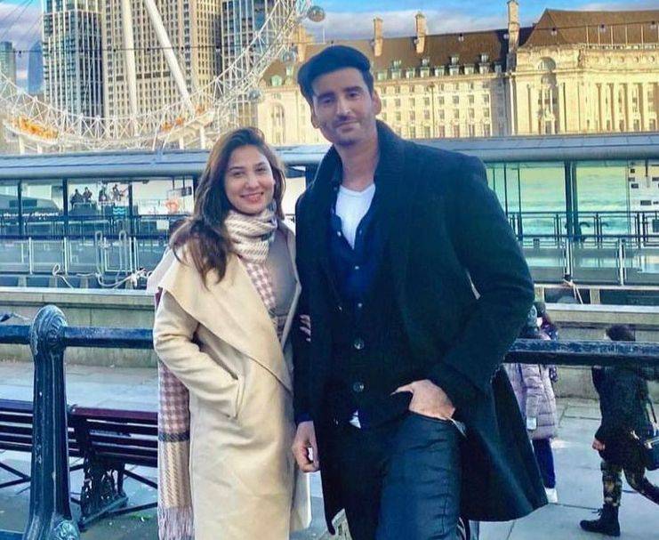Agha Ali deletes wedding pictures with Hina Altaf, sparks seperation rumours