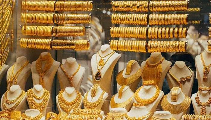 Gold price goes up by Rs2,000 per tola in Pakistan