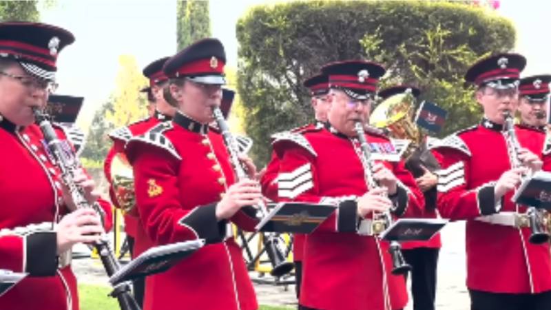 British Army band gives beautiful rendition of 'Pasoori'
