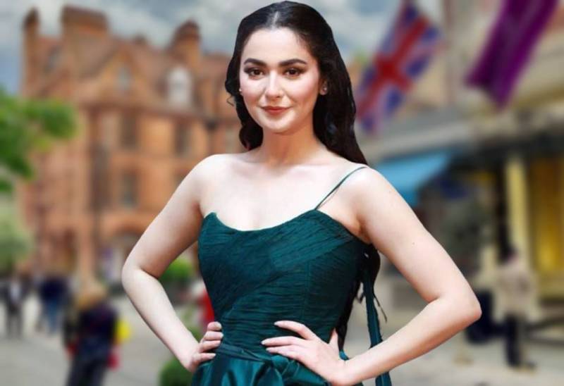 Hania Aamir’s new stunning pictures from London trip go viral