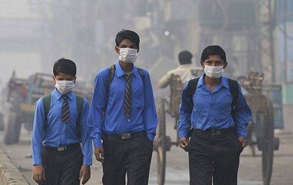 Punjab to close schools, colleges in smog-hit cities for three days