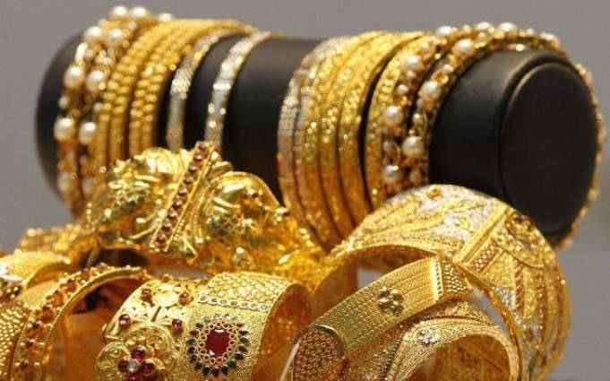 Gold prices register decline in Pakistan