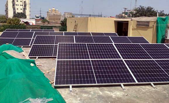Big drop in solar panel prices in Pakistan ahead of summers