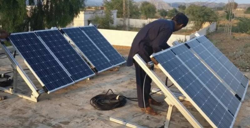 Solar panel prices see another dip in Pakistan; check latest rates