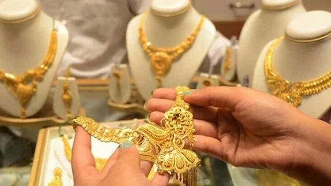 Gold price increases by Rs1,200 per tola in Pakistan