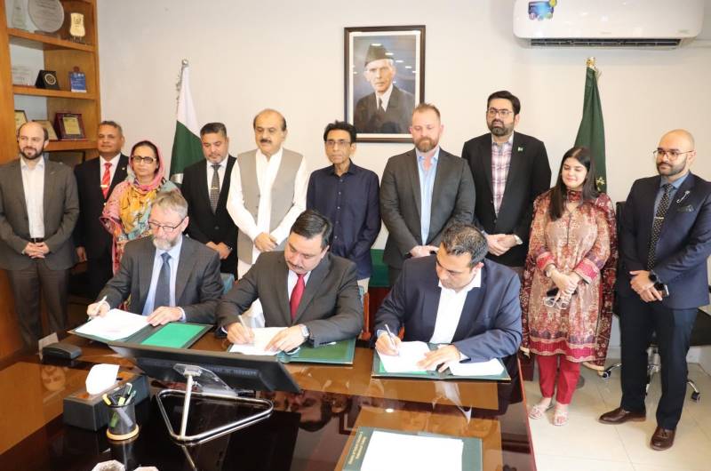 Joint venture signed to establish Chromebook assembly line in Pakistan