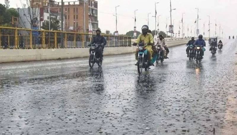 Rain bring respite for Karachi residents from scorching heat